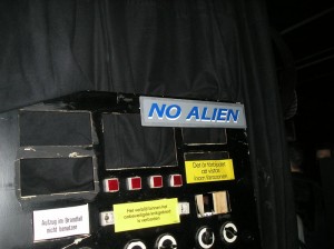 No Alien (This means you, homo sapiens sapiens)