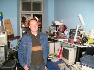 Edgar in the hacklab office/storage room